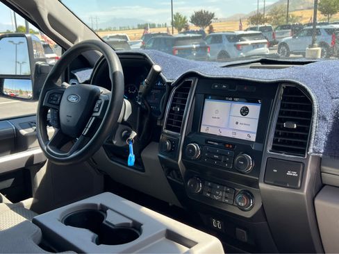 Used 2019 Ford F350 XLT w/ XLT Premium Package AWD/4WD image 16