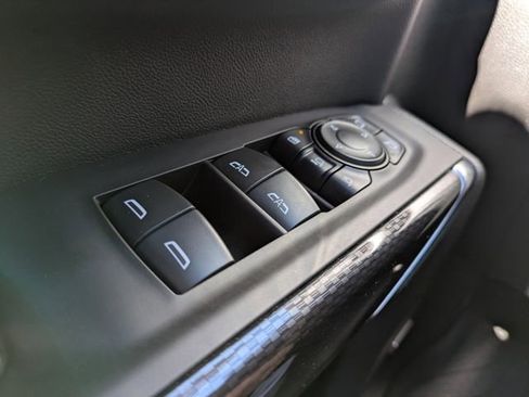 Used 2022 Chevrolet Silverado 2500 LTZ w/ Carhartt Edition image 27