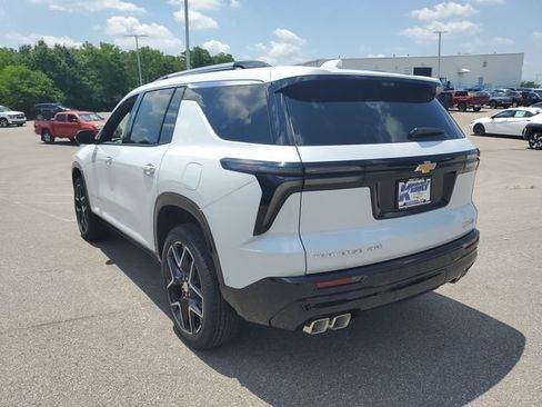 New 2026 Chevrolet Traverse High Country AWD/4WD image 3