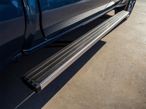 Used 2025 GMC Sierra 1500 Denali Ultimate image 11