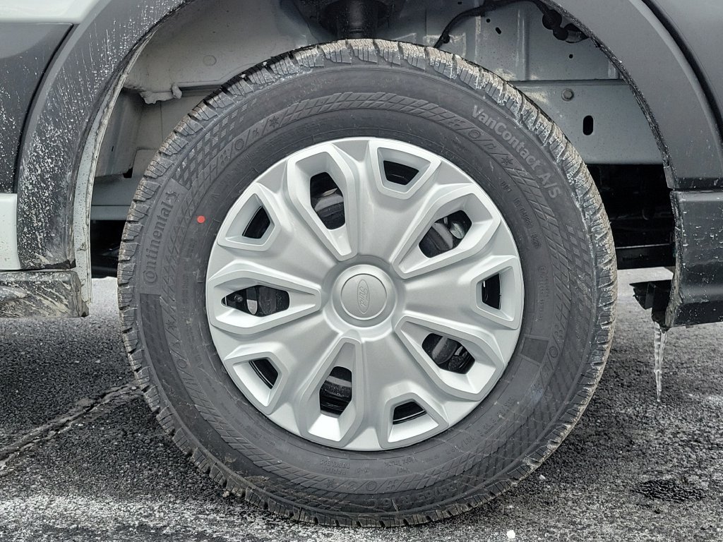 New 2026 Ford Transit 250 148 Medium Roof RWD image 7
