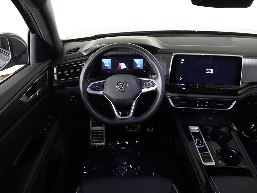 Used 2025 Volkswagen Atlas Cross Sport SEL Premium R-Line AWD/4WD image 42
