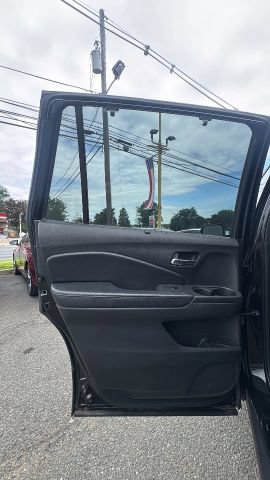 Used 2018 Honda Pilot Elite image 13
