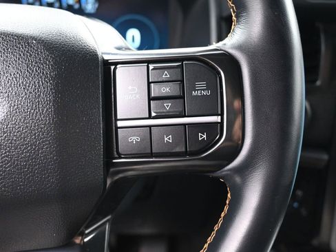 Used 2024 Ford Expedition Platinum image 11