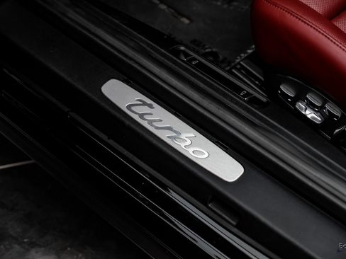 Used 2019 Porsche 911 Turbo image 41