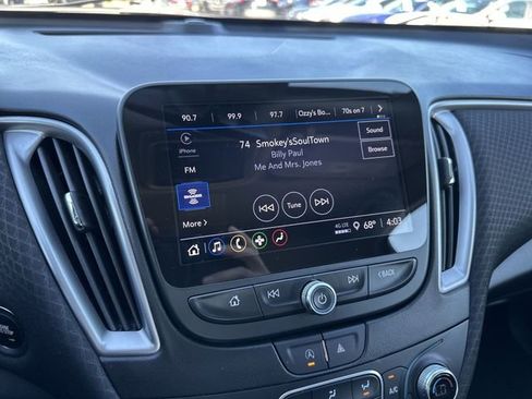 Used 2024 Chevrolet Malibu LT w/ Sport Edition image 16