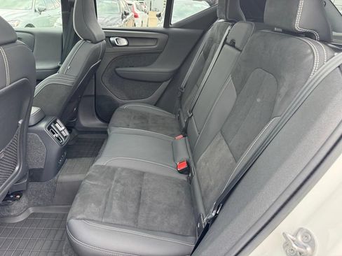 Certified 2023 Volvo XC40 Recharge Ultimate w/ Protection Package Premier AWD/4WD image 9