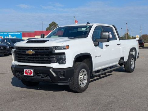 Used 2024 Chevrolet Silverado 3500 W/T image 6