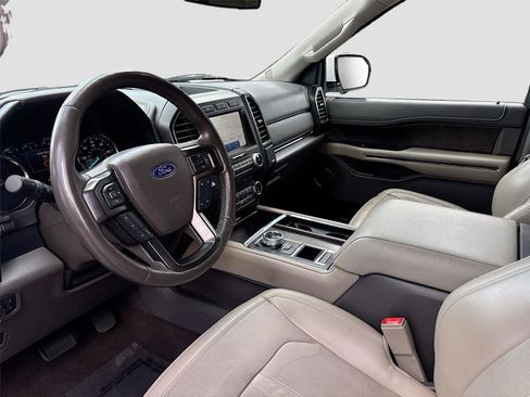 Used 2021 Ford Expedition Limited image 10