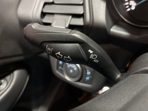 Used 2019 Ford Escape SEL image 24