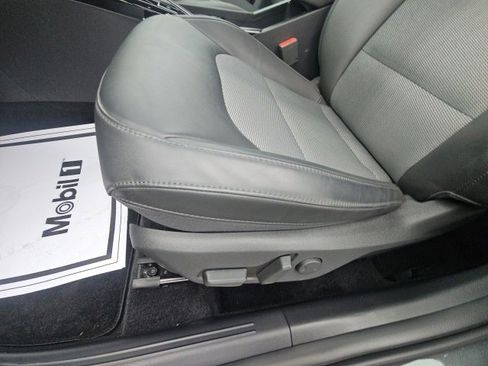 Certified 2024 Kia Niro EX Touring image 15