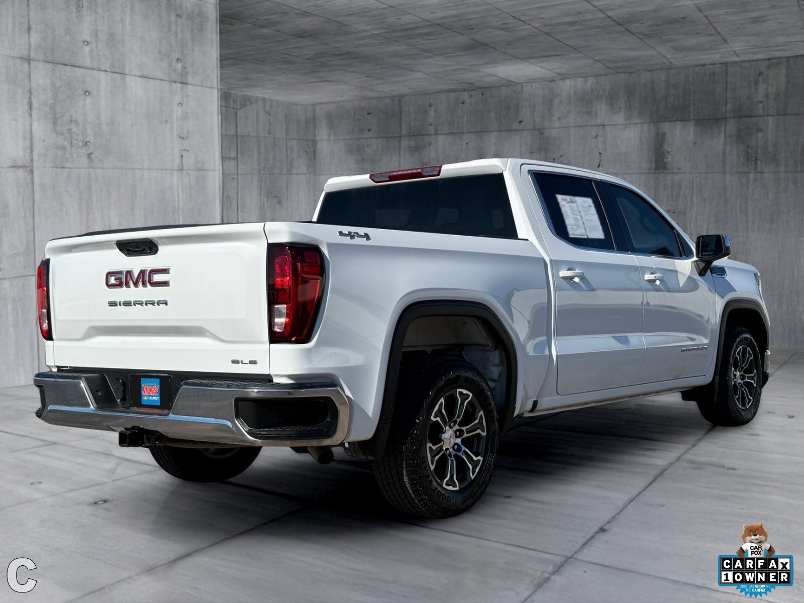 Used 2024 GMC Sierra 1500 SLE AWD/4WD image 6