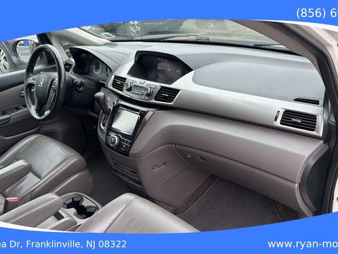 Used 2016 Honda Odyssey Touring image 16