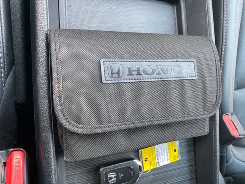 Used 2021 Honda Odyssey EX-L image 38