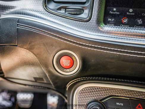 Used 2020 Dodge Challenger SRT Hellcat image 26