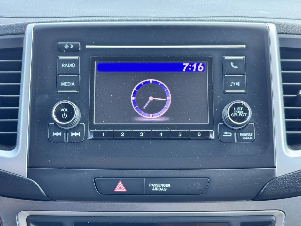Used 2019 Honda Pilot LX image 42
