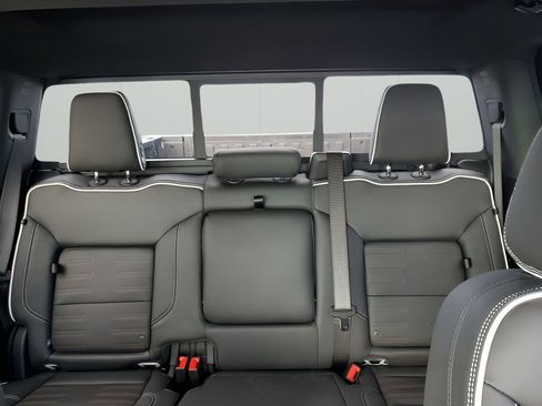 New 2026 GMC Sierra 1500 AT4X image 42