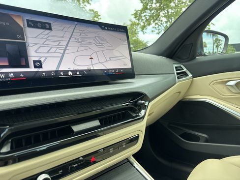 Used 2025 BMW 330i Sedan RWD image 30