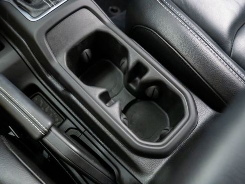 Used 2023 Jeep Wrangler Unlimited Sahara w/ Cold Weather Group image 29