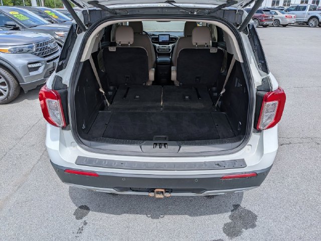 Certified 2023 Ford Explorer XLT w/ Equipment Group 202A AWD/4WD image 18