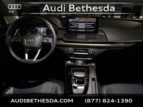 Used 2023 Audi Q5 2.0T Premium w/ Convenience Package image 12