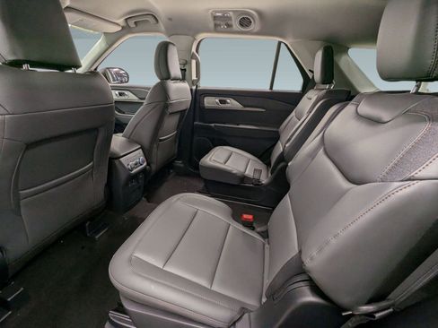 New 2026 Ford Explorer Active w/ Active Comfort Package AWD/4WD image 20