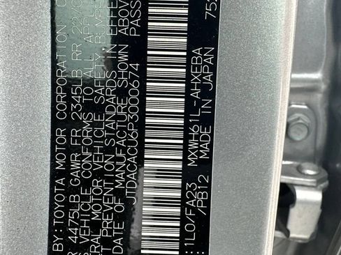 Used 2023 Toyota Prius Prime FWD image 13