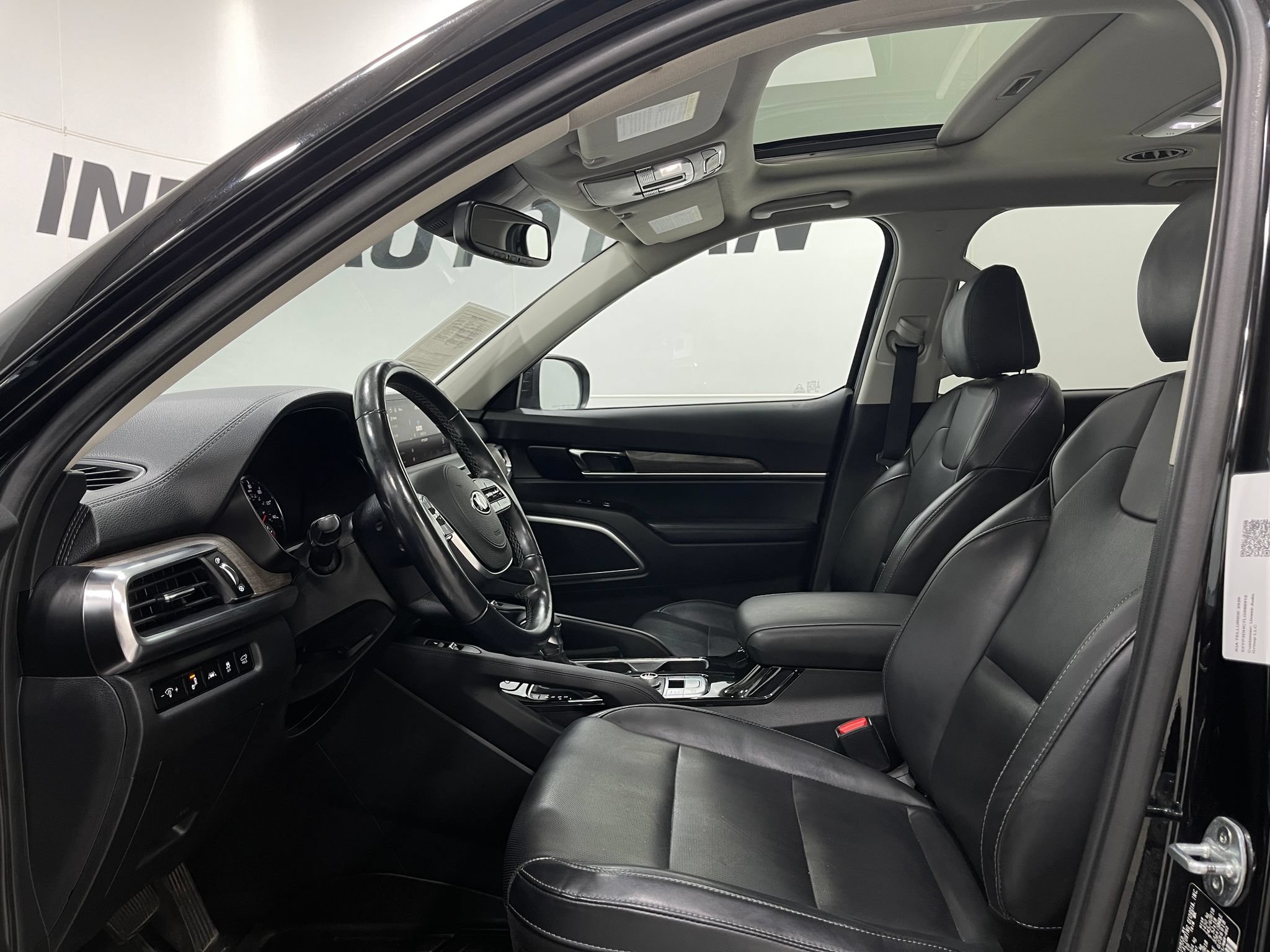 Used 2020 Kia Telluride EX AWD/4WD image 13