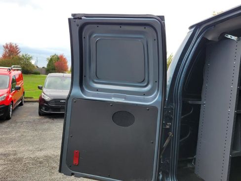 Used 2014 Ford E-350 and Econoline 350 Super Duty w/ Insulation Package image 38
