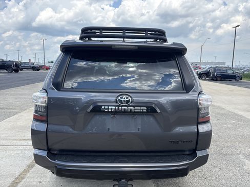Used 2021 Toyota 4Runner TRD Pro AWD/4WD image 4