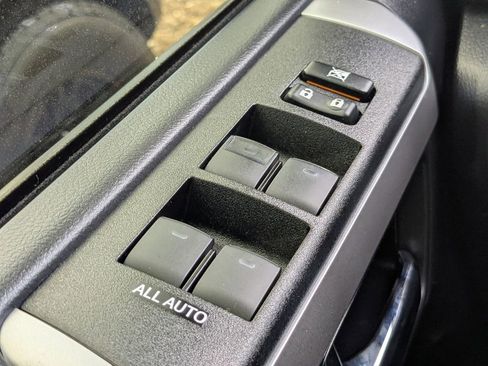 Certified 2022 Toyota 4Runner SR5 image 21