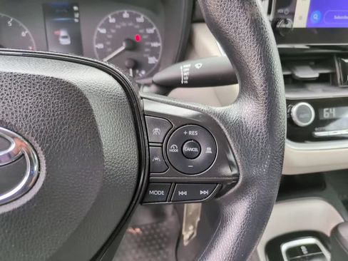 Used 2024 Toyota Corolla LE FWD image 16