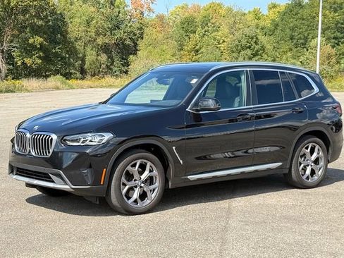 Used 2023 BMW X3 xDrive30i w/ Premium Package image 7