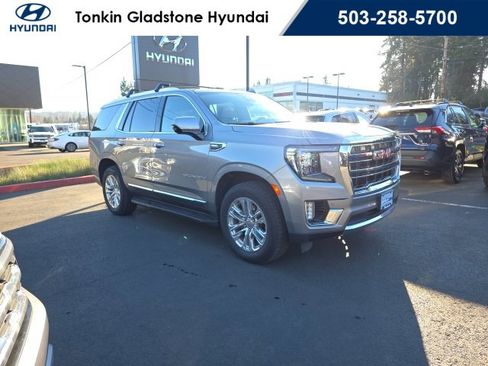 Used 2023 GMC Yukon SLT image 1