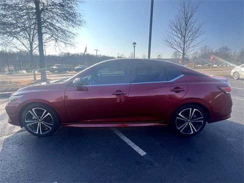 Used 2020 Nissan Sentra SR w/ Electronics Package image 39
