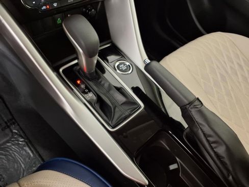 Used 2024 Mitsubishi Eclipse Cross ES image 17