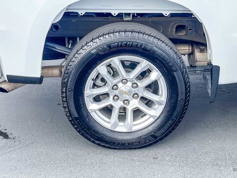 Used 2024 Chevrolet Silverado 1500 LT image 10