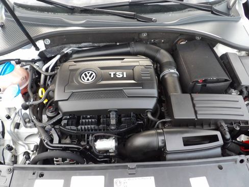Used 2014 Volkswagen Passat 1.8T SE FWD image 14