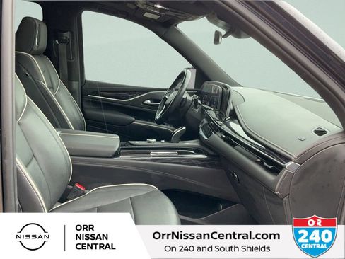 Used 2023 Cadillac Escalade ESV Sport w/ Touring Package AWD/4WD image 11