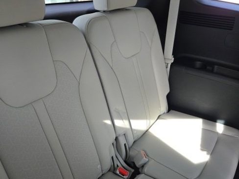 Certified 2022 Kia Sorento SX image 33