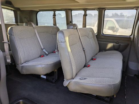 Used 2020 Chevrolet Express 2500 LT w/ LT Preferred Equipment Group image 13