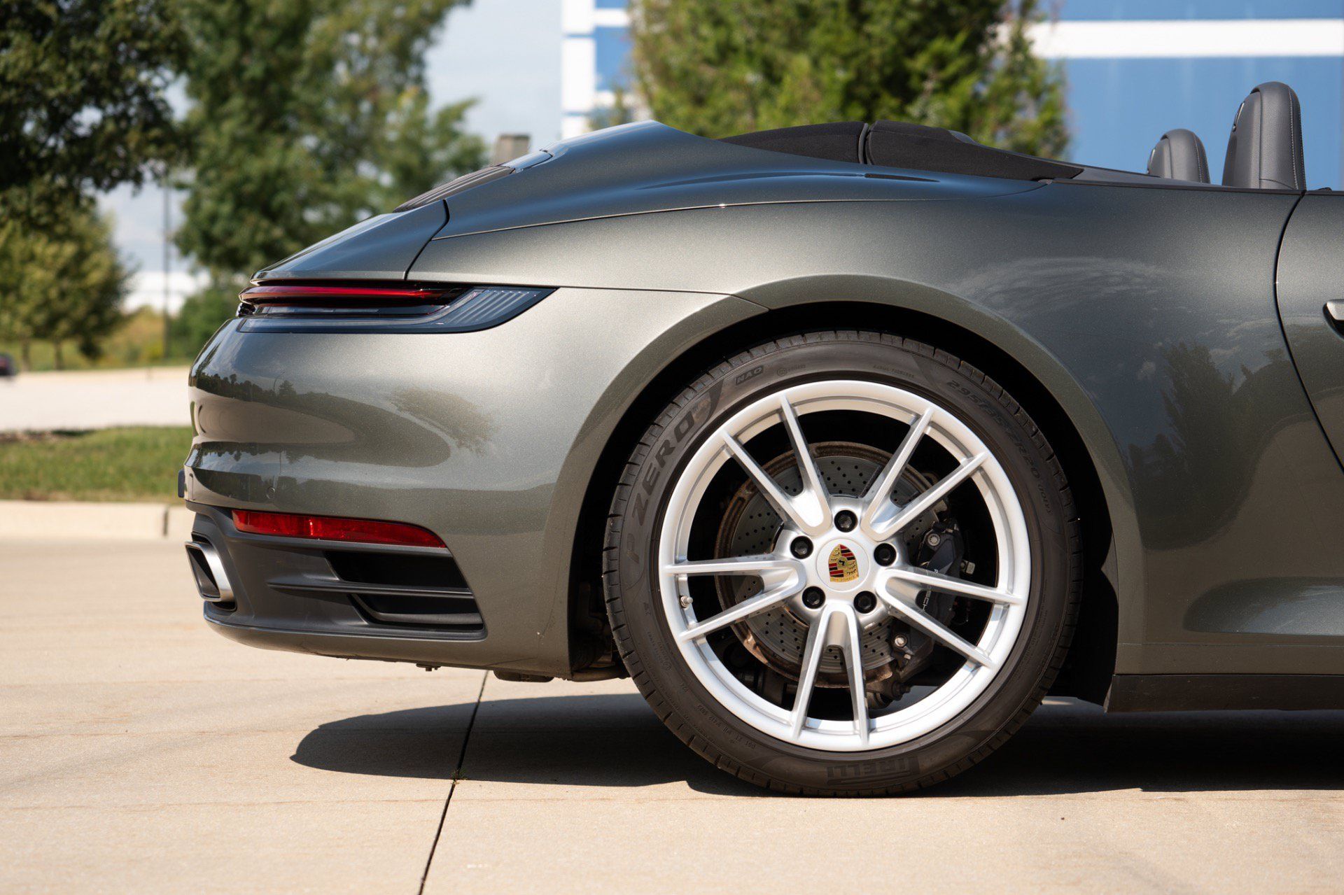 Used 2022 Porsche 911 Carrera RWD image 34