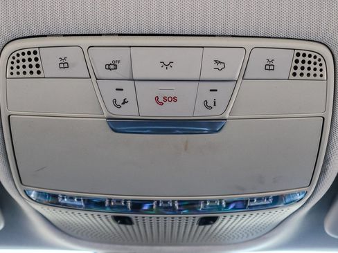 Used 2015 Mercedes-Benz C 300 Sedan image 15