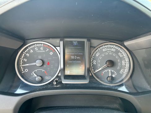 Used 2023 Toyota Tacoma TRD Off-Road image 15