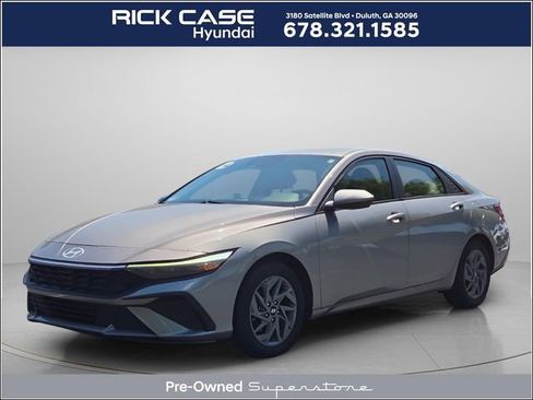 Used 2024 Hyundai Elantra SEL FWD image 1