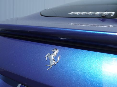 Used 2022 Ferrari Roma RWD image 34