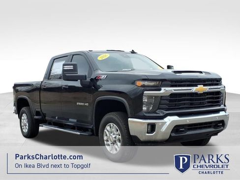 New 2026 Chevrolet Silverado 2500 LT w/ Leather Package image 1