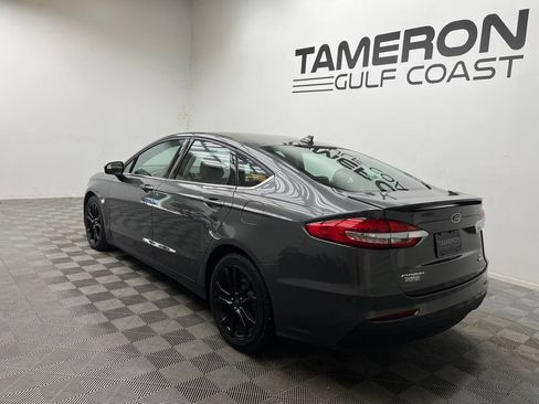 Used 2020 Ford Fusion SE w/ Equipment Group 151A FWD image 8