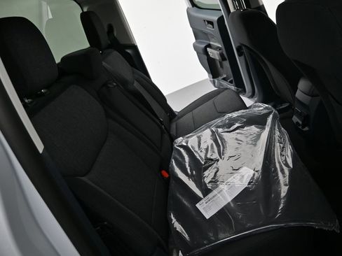 New 2025 Ford Maverick XLT w/ Equipment Group 301A image 24