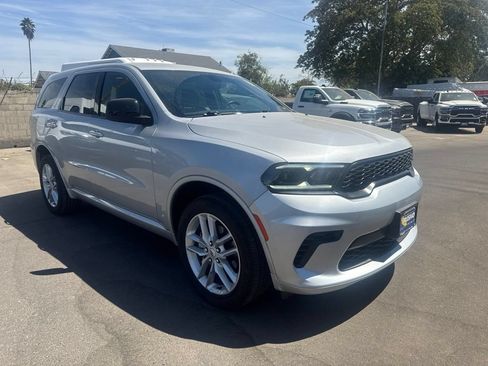 Used 2025 Dodge Durango GT AWD/4WD image 1